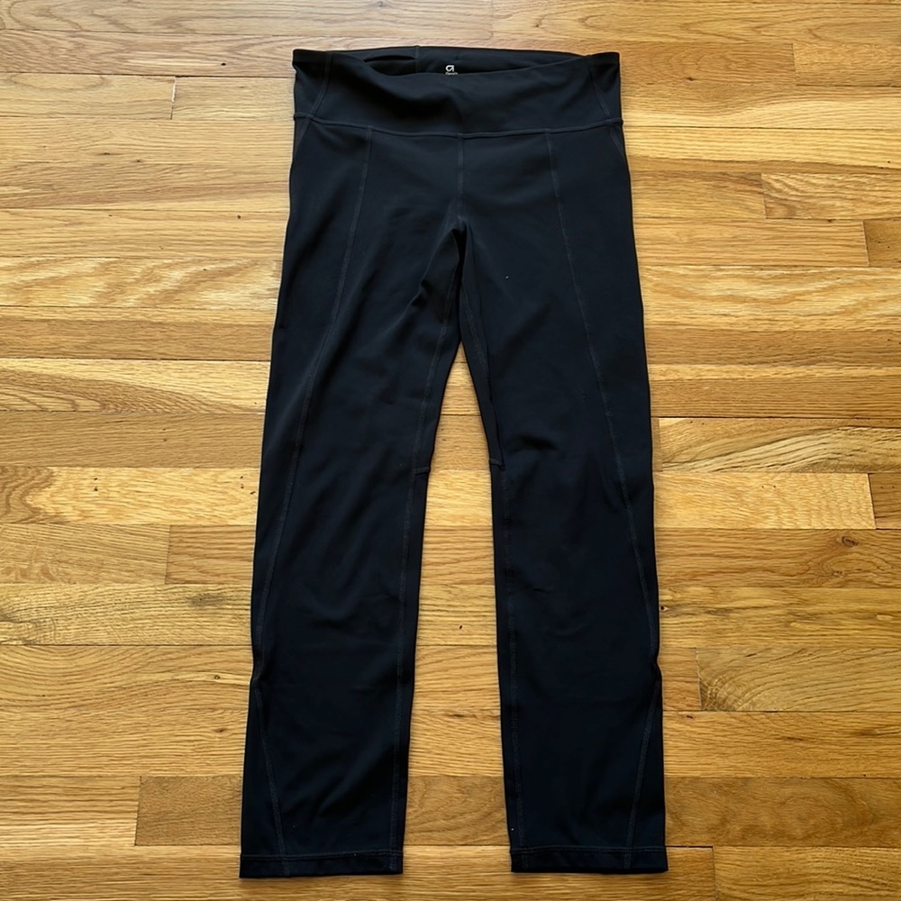 EUC Gap Workout Capri Leggings Size Tall Medium